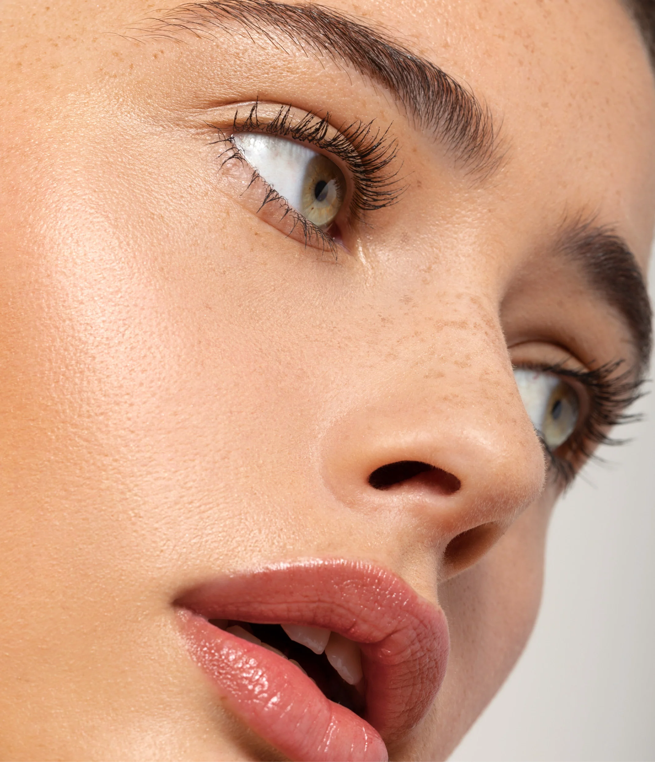 Concealer / Foundation 2.0 - Image 3