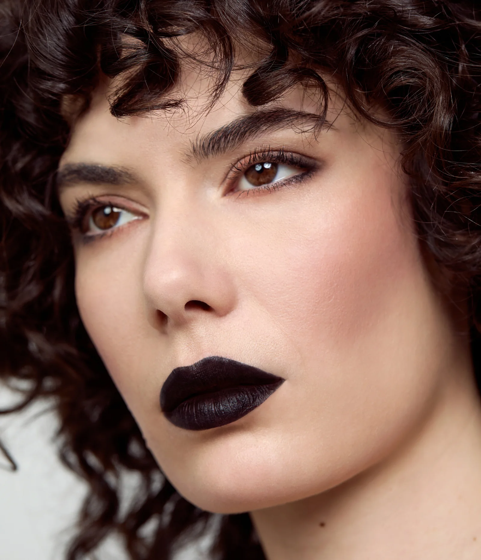 Eye/Lip Multi-Liner Noir - Image 3