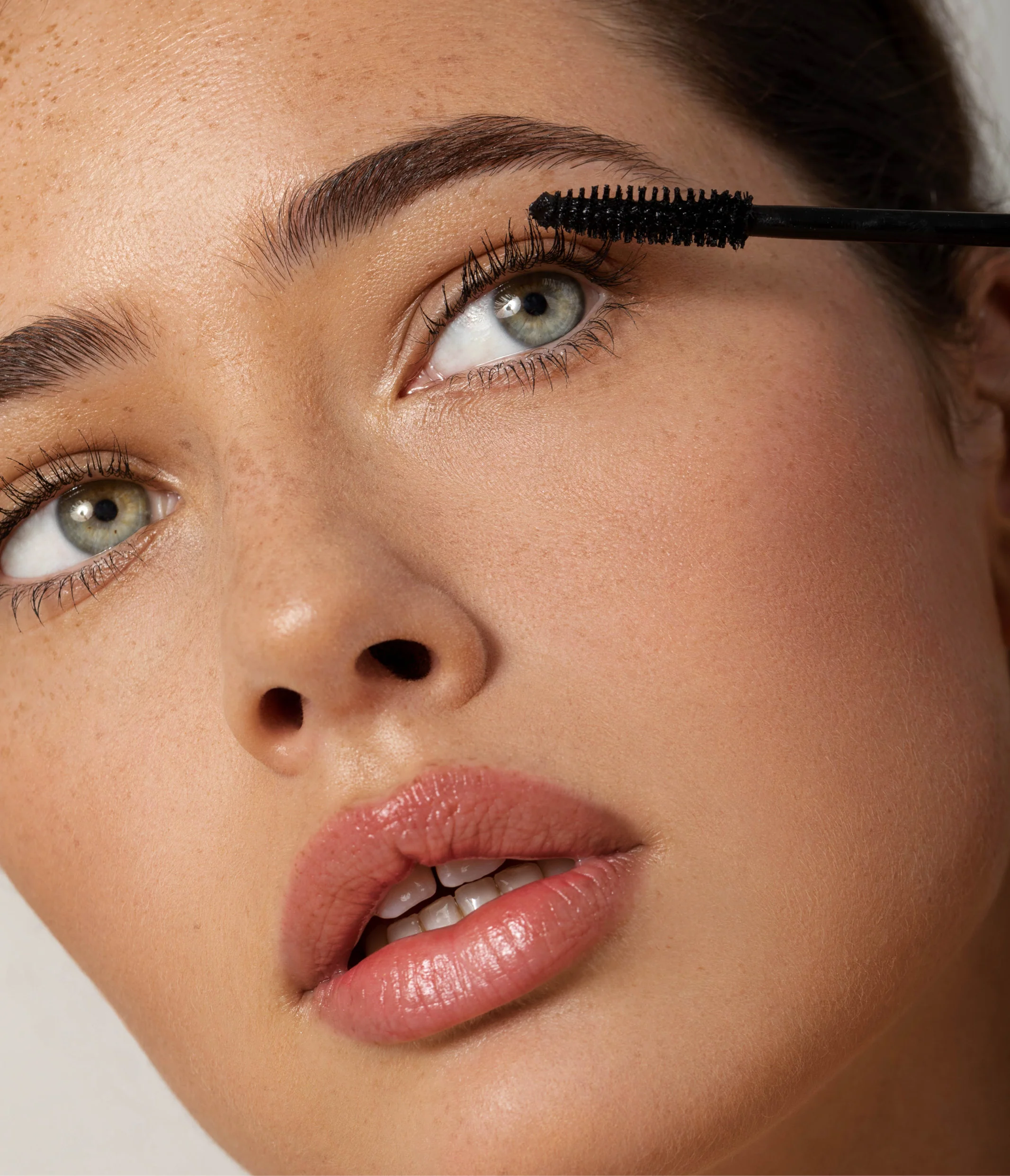 Lift / Lengthen Mascara - Image 7